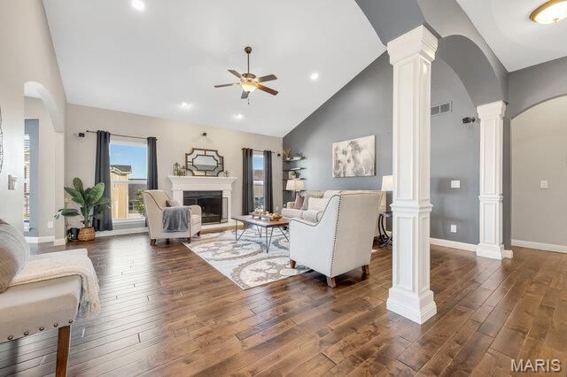 6026 Blake Thomas Drive, Wentzville, MO 63385