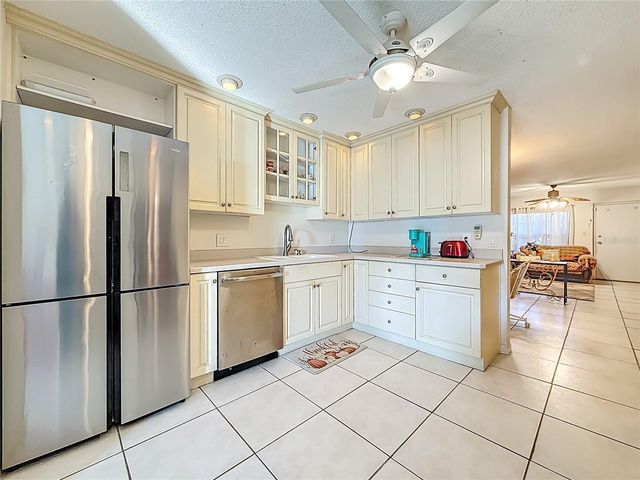1020 85TH AVENUE N 119, St Petersburg, FL 33702