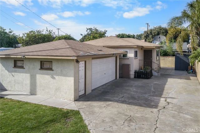 435 E Adams, Santa Ana, CA 92707