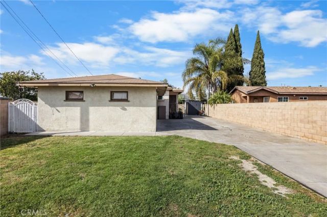 435 E Adams, Santa Ana, CA 92707
