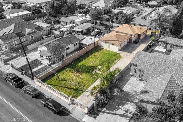 435 E Adams, Santa Ana, CA 92707