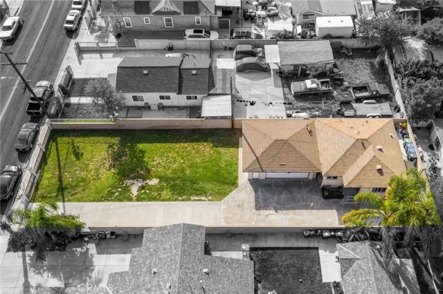 435 E Adams, Santa Ana, CA 92707