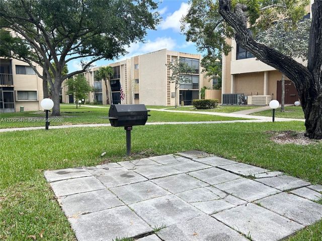 8401 SW 107th Avenue 176E, Miami, FL 33173