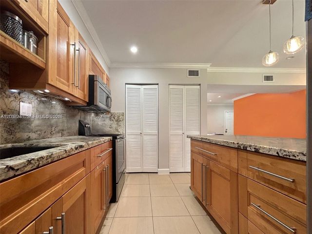 8401 SW 107th Avenue 176E, Miami, FL 33173