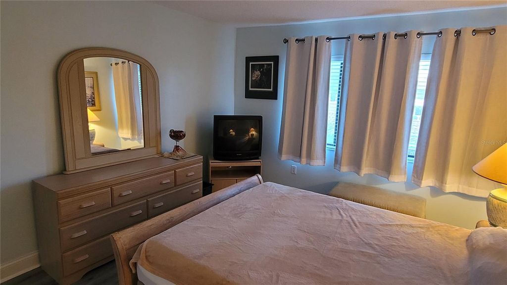 Image 11 of property listing at 320 BARCELONA DRIVE 320, Bradenton, FL 34210