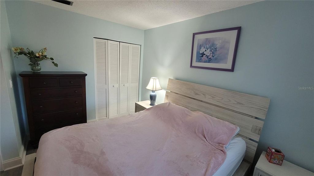 Image 13 of property listing at 320 BARCELONA DRIVE 320, Bradenton, FL 34210