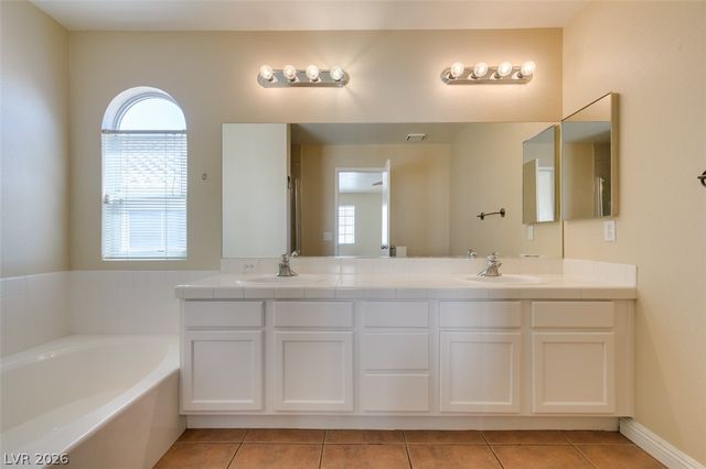 9532 Amber Valley Lane, Las Vegas, NV 89134