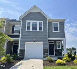 2002 Strickland Oak Way, Durham, NC 27703