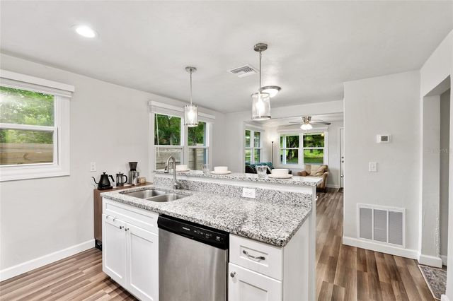 15014 NW 135TH TERRACE, Alachua, FL 32615