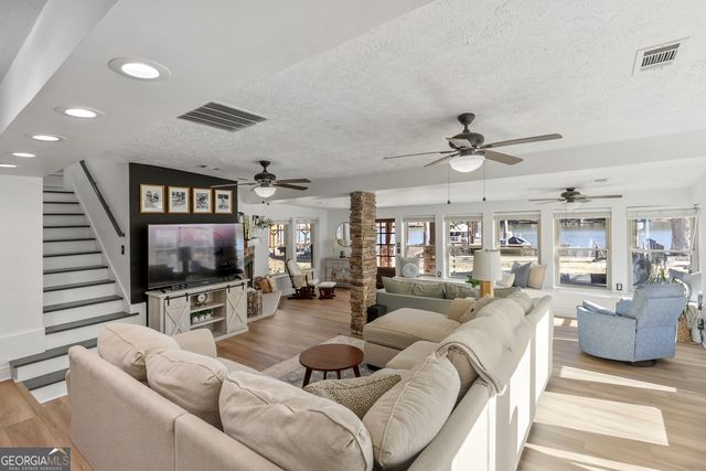 189 Andrea Circle, Jackson, GA 30233