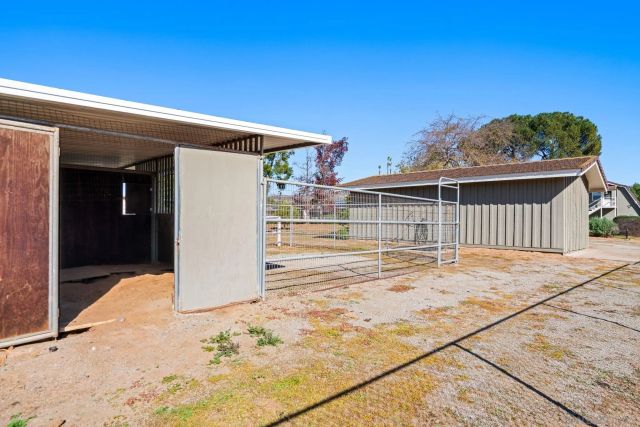 120 Landale Ln, El Cajon, CA 92019