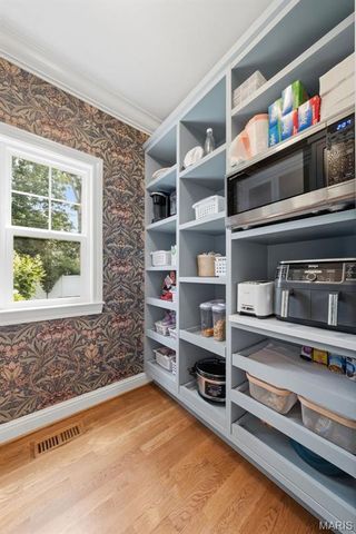 11908 Manhattan Avenue, St Louis, MO 63131