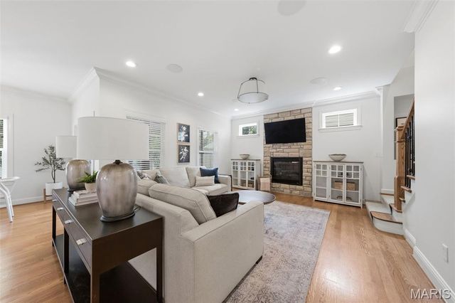 11908 Manhattan Avenue, St Louis, MO 63131
