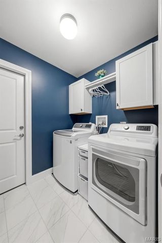 11908 Manhattan Avenue, St Louis, MO 63131