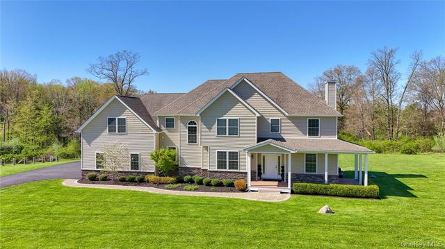 2 Heidi Lane, Chester, NY 10918