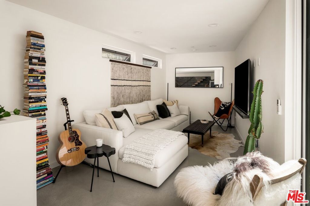 1125 N Beverly Glen Boulevard, Los Angeles, CA 90077 — photo 3