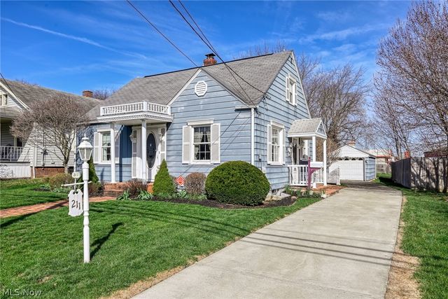 211 Millview Place SW, Canton, OH 44706