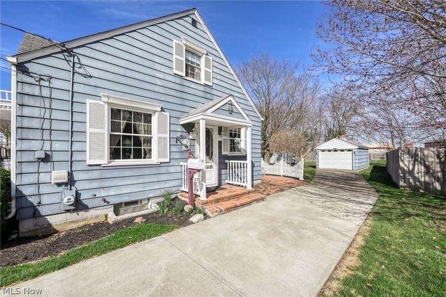 211 Millview Place SW, Canton, OH 44706