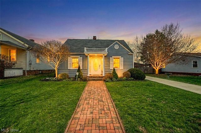 211 Millview Place SW, Canton, OH 44706