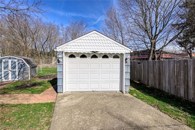 211 Millview Place SW, Canton, OH 44706