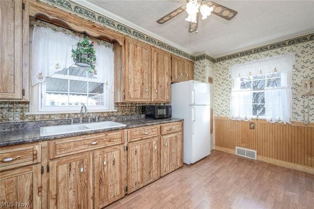 211 Millview Place SW, Canton, OH 44706