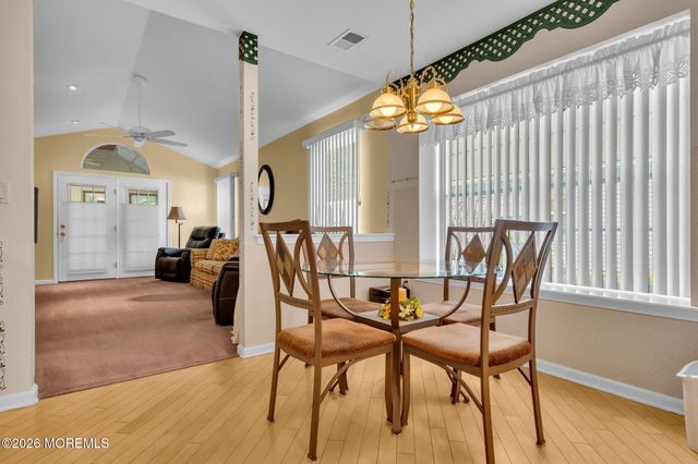 6 Pine Valley Road, Lakewood, NJ 08701