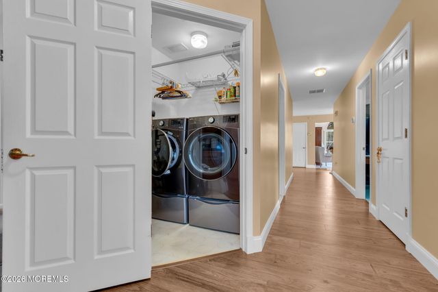 6 Pine Valley Road, Lakewood, NJ 08701