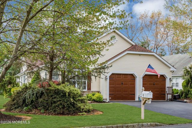 6 Pine Valley Road, Lakewood, NJ 08701