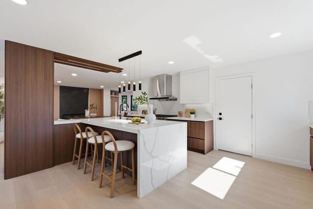2422 Adonis Way, San Jose, CA 95124