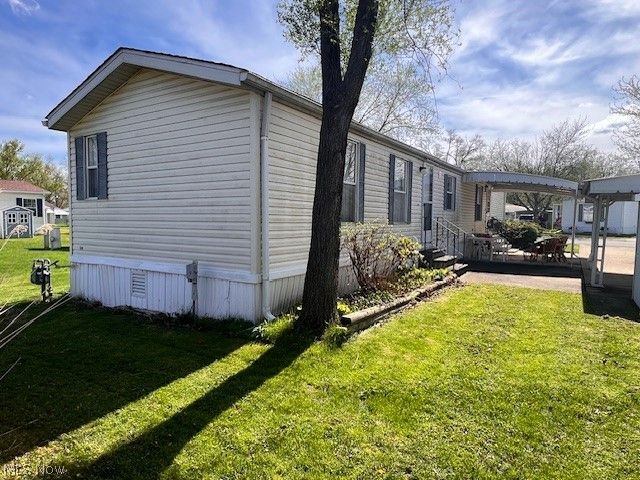 54 Flagler, Olmsted Twp, OH 44138