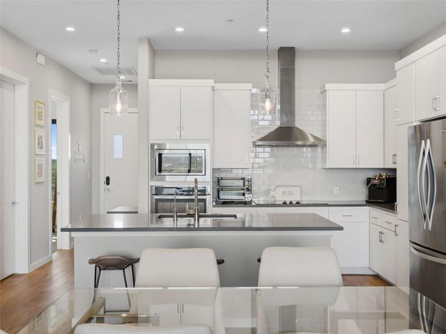 5921 Hi Line RD 1303, Austin, TX 78734