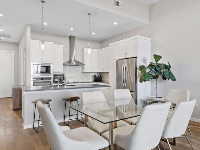 5921 Hi Line RD 1303, Austin, TX 78734