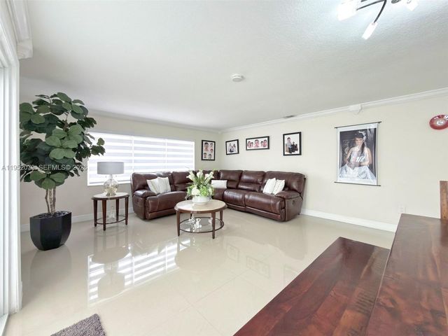 1300 SW 136th Pl, Miami, FL 33184