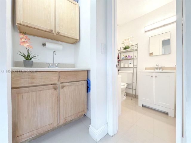 1300 SW 136th Pl, Miami, FL 33184