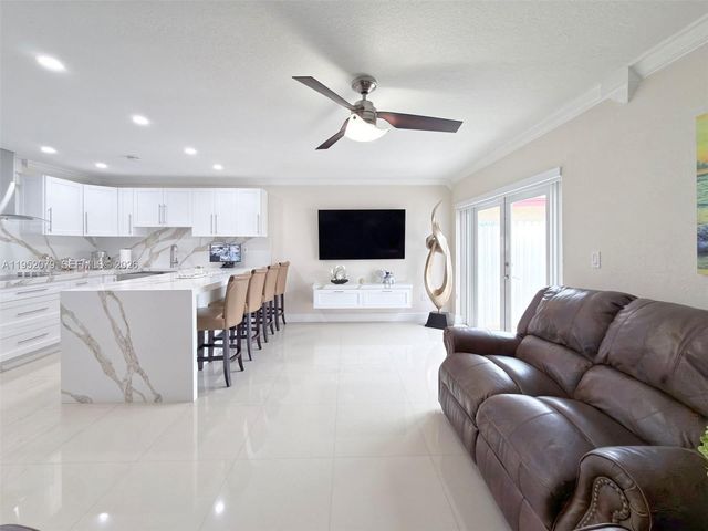 1300 SW 136th Pl, Miami, FL 33184