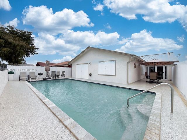 1300 SW 136th Pl, Miami, FL 33184