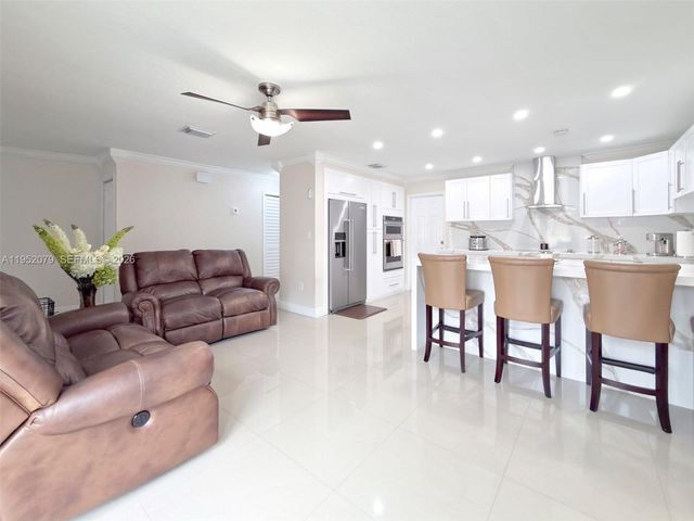 1300 SW 136th Pl, Miami, FL 33184