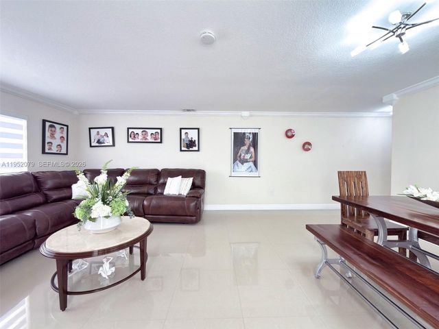 1300 SW 136th Pl, Miami, FL 33184