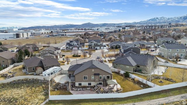 8949 S SOLIAI CIR, West Jordan, UT 84081