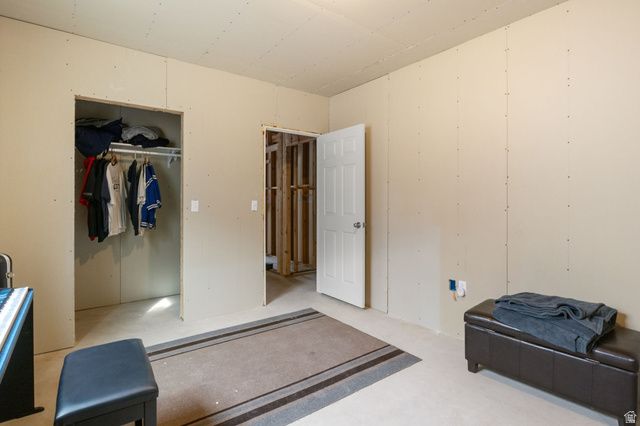 8949 S SOLIAI CIR, West Jordan, UT 84081