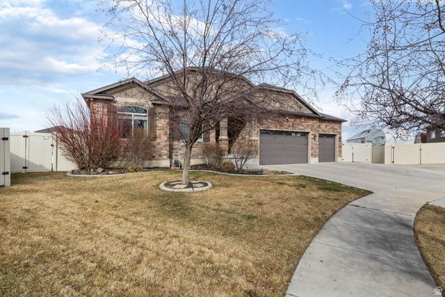 8949 S SOLIAI CIR, West Jordan, UT 84081