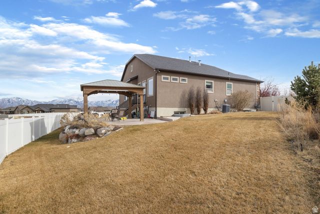 8949 S SOLIAI CIR, West Jordan, UT 84081