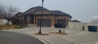 8949 S SOLIAI CIR, West Jordan, UT 84081