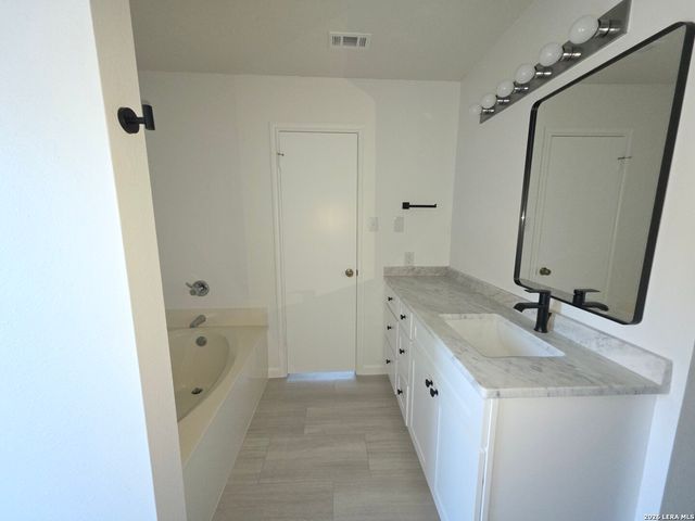 1016 Bridgemont, Schertz, TX 78154