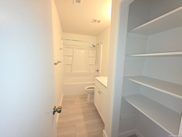 1016 Bridgemont, Schertz, TX 78154