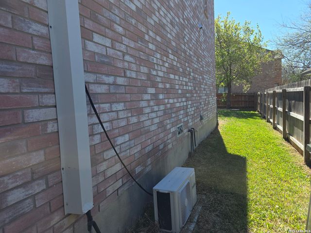 1016 Bridgemont, Schertz, TX 78154