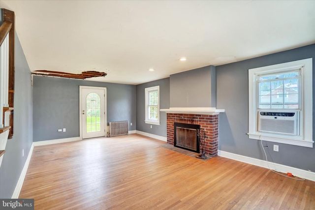 2024 SPRING ST, York, PA 17408