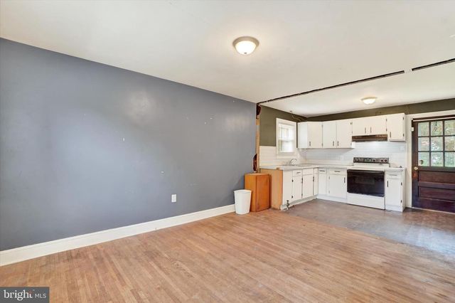 2024 SPRING ST, York, PA 17408