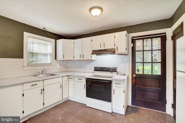 2024 SPRING ST, York, PA 17408