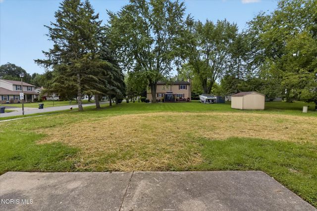 5637 Swan Creek Drive, Toledo, OH 43614
